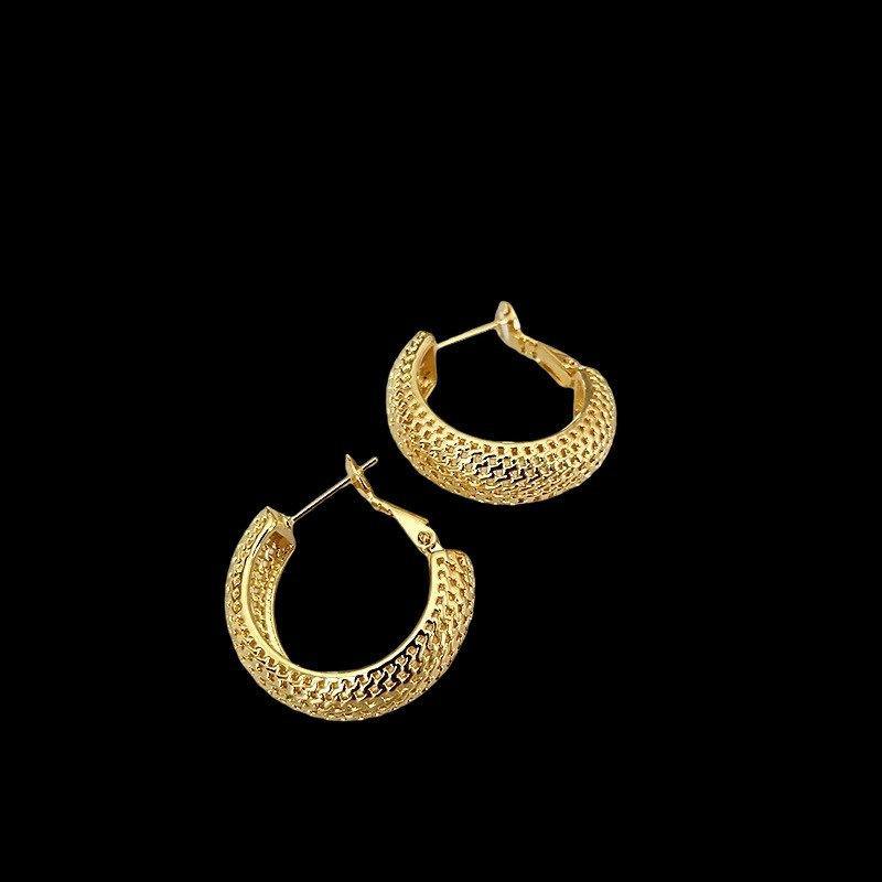 Huggie Hoop Earrings|Gold Huggie Hoops|18K Gold Plated| Minimalist Earrings|Lightweight Earrings|Perfect Gift Idea - Dafitty