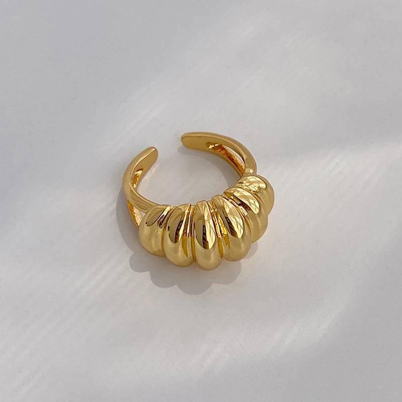 18K Gold Plated Ring|Croissant Rings for Her|Twisted Geometric Jewelry for Women|Minimalist C Stacking Adjustable Piece - Dafitty